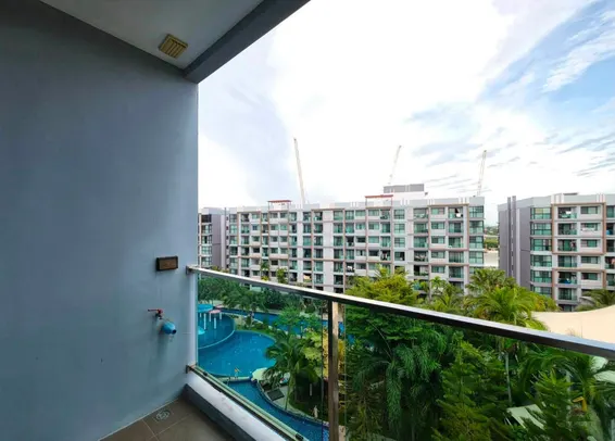 Dusit Grand Park