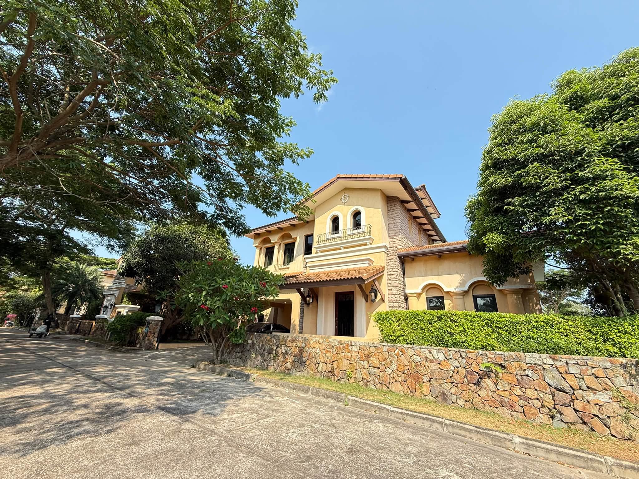 Stella (Nusa) Chivani 4 bedrooms pool villa
