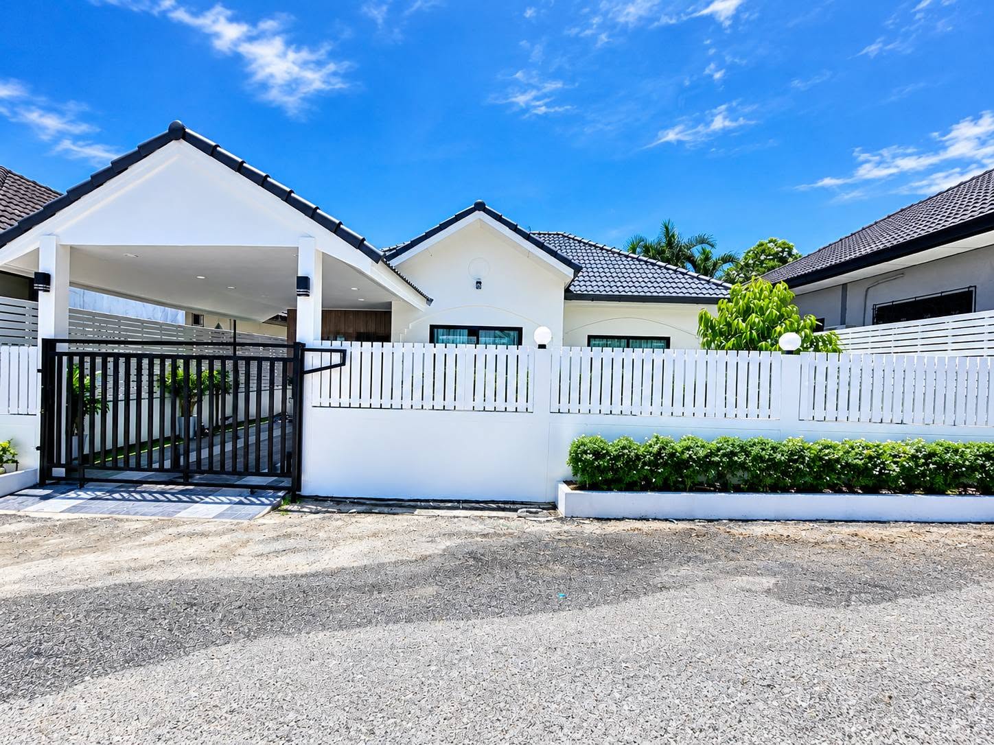 Chatkaew Village Phase 1 Noen Plub Wan 3 bedroom 2 bathrooms