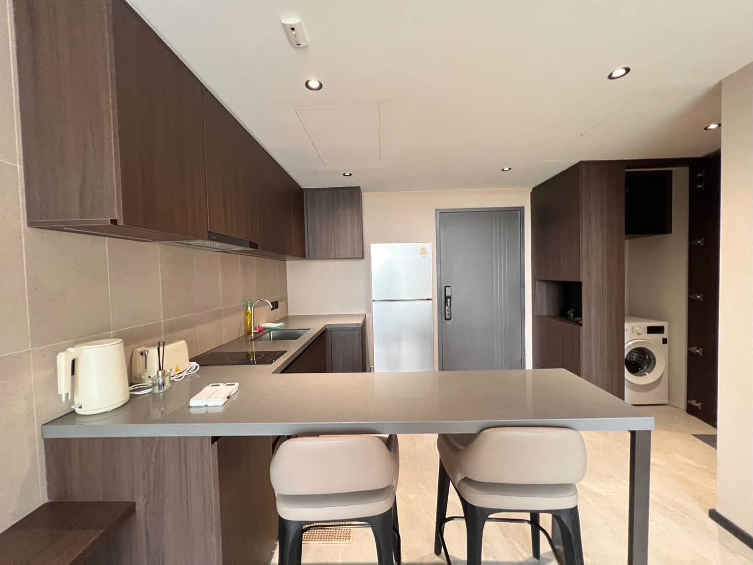 The Panora Estuaria 1 bedroom Corner Unit | 5th Floor | Sea View