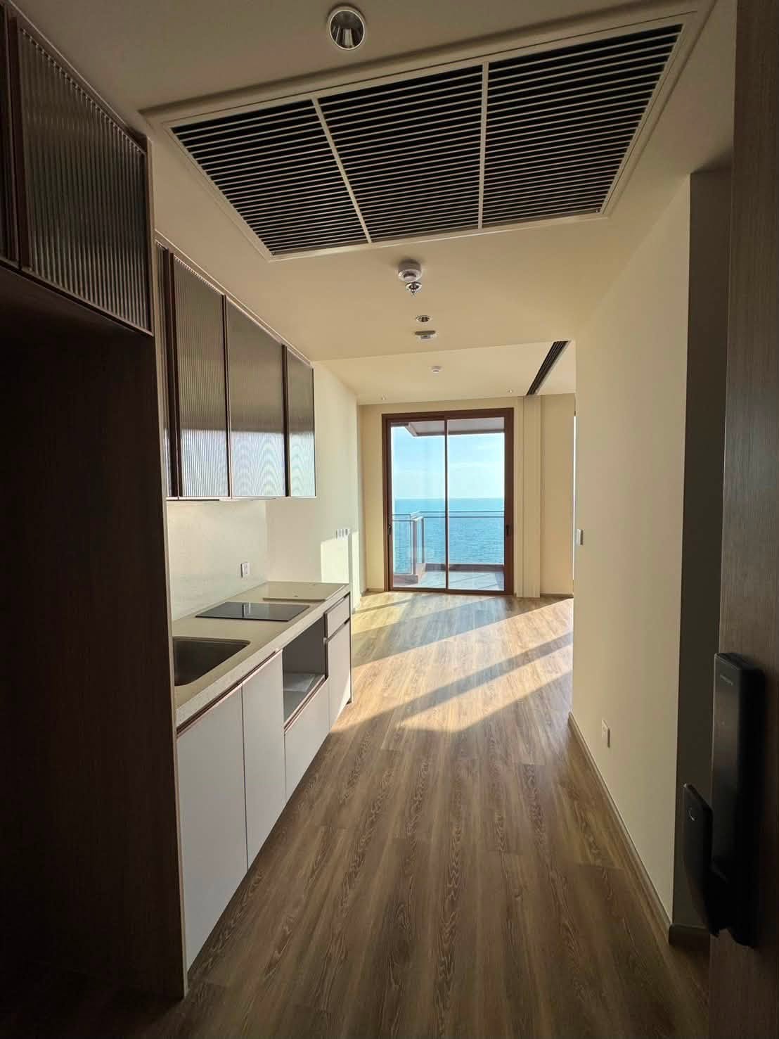 Arom Jomtien  1 bedroom for Sale CHANGE A CONTRACT
