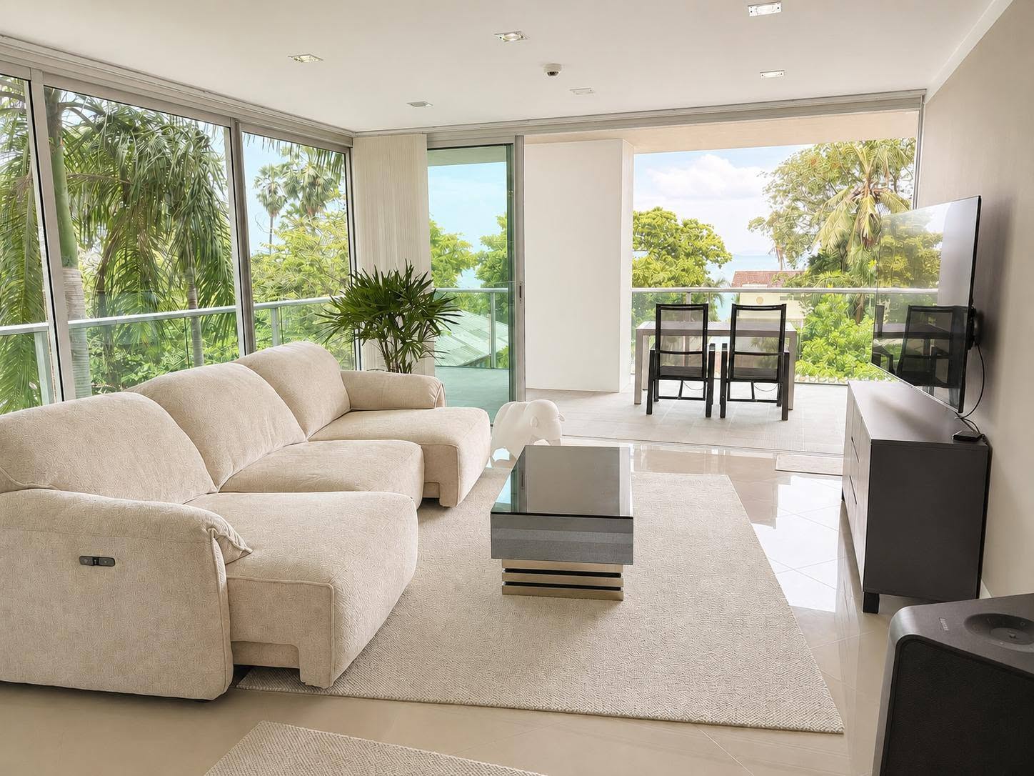 Laguna Heights 2 bedrooms 160sqm FOR SALE