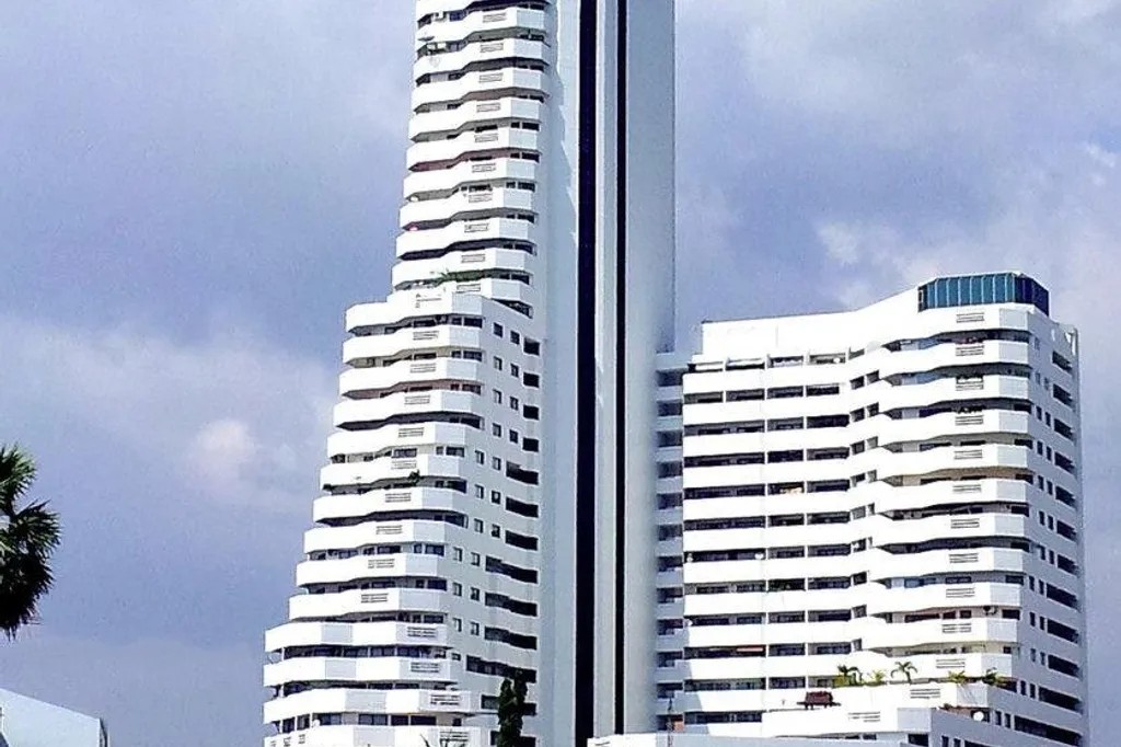 Paradise Condominium